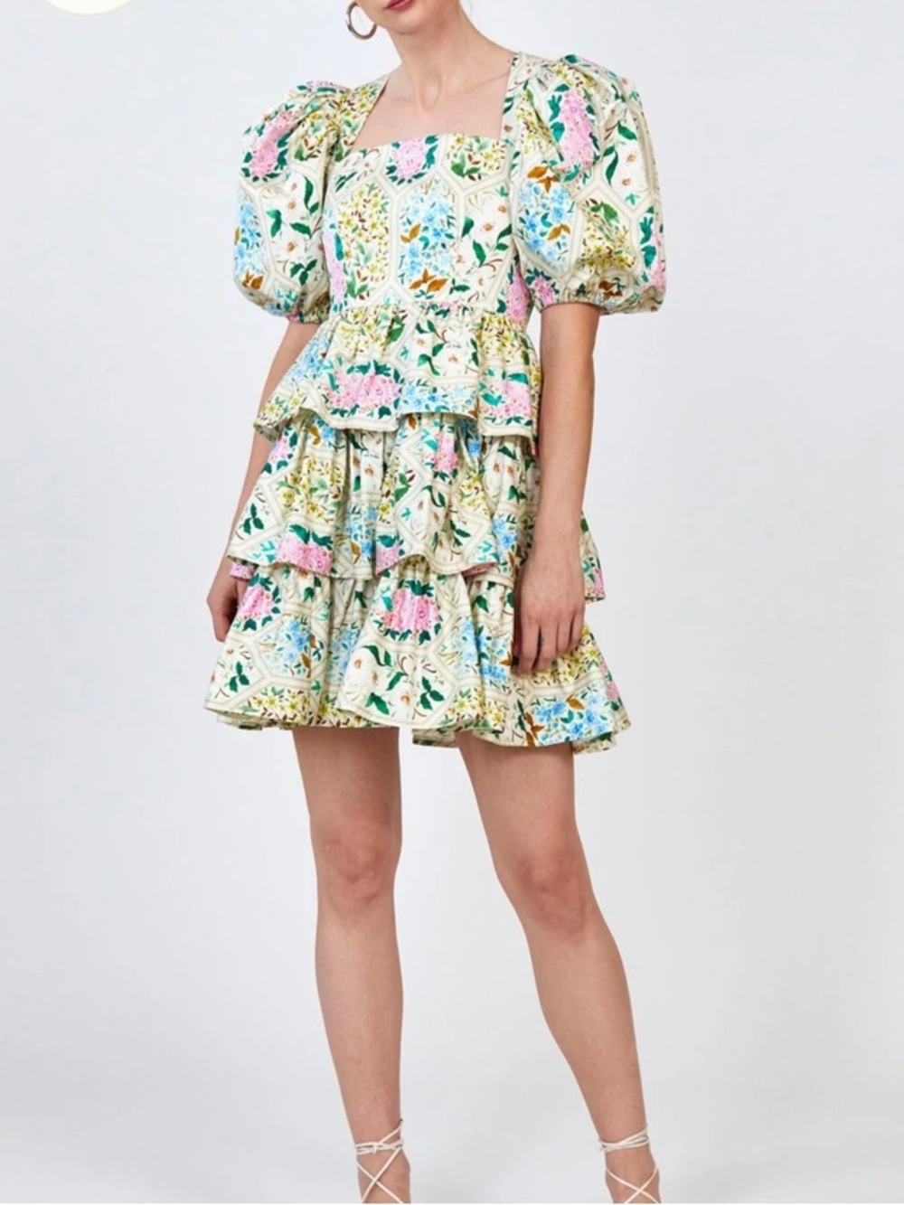 Hunter Bell Porter Dress Size 6 Floral Tile Puff Sleeve Tiered Mini Dress